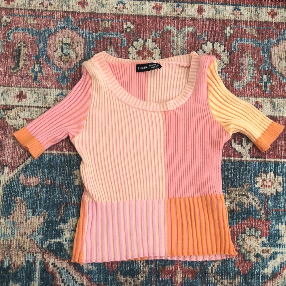 Shein colorblock cropped top (size small)